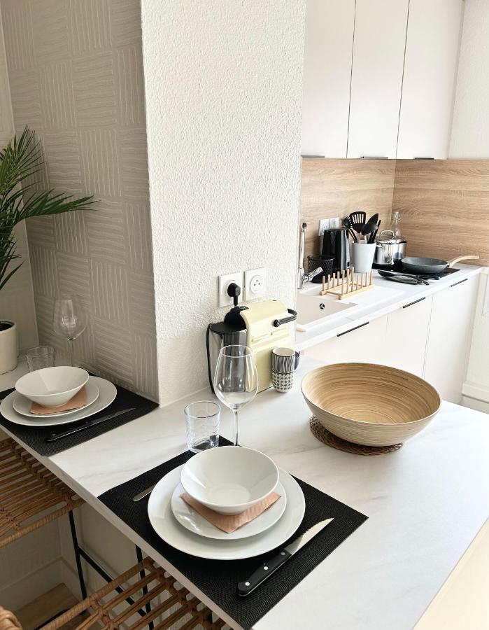 דירות ל'איל-ד'אביו Modern 1 Bdr + Balcony + Free Parking + Ac + Pool מראה חיצוני תמונה