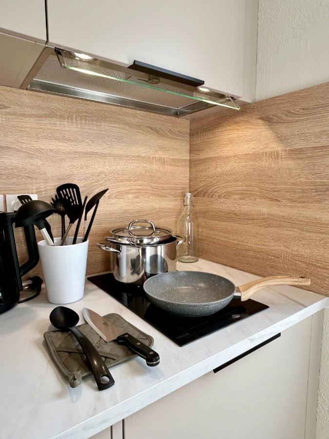 דירות ל'איל-ד'אביו Modern 1 Bdr + Balcony + Free Parking + Ac + Pool מראה חיצוני תמונה